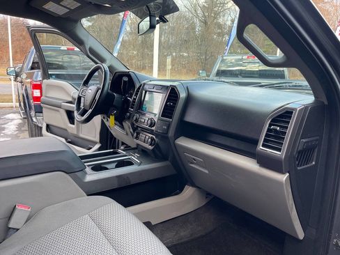 Used 2016 Ford F150 XLT w/ Equipment Group 302A Luxury image 35