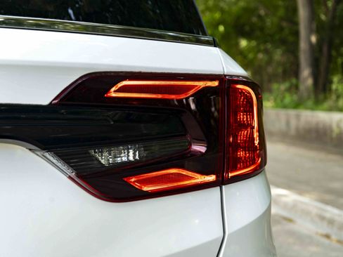 Certified 2025 Honda Odyssey Elite image 13