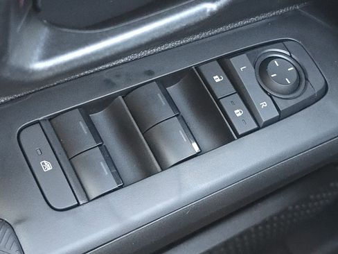 New 2026 Toyota Tacoma SR5 RWD image 13