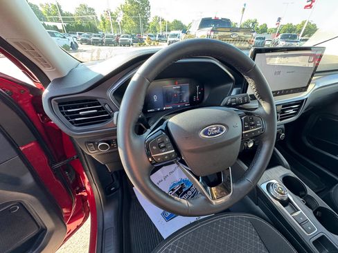 Used 2023 Ford Escape Active w/ Tech Pack #1 AWD/4WD image 30