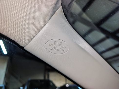 Used 2017 Toyota RAV4 LE w/ All Weather Liner Package AWD/4WD image 42