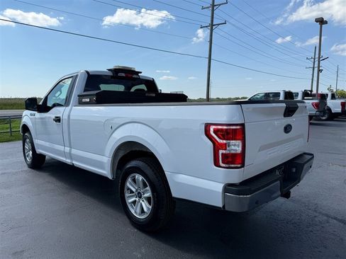 Used 2019 Ford F150 XLT w/ Trailer Tow Package RWD image 9