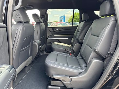 New 2026 Chevrolet Traverse LT FWD image 12