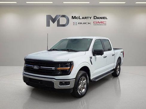 Used 2024 Ford F150 XLT w/ Mobile Office Package image 2