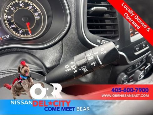 Used 2023 Jeep Cherokee Altitude Lux image 18