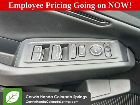 New 2025 Honda Accord SE image 32