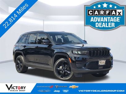Used 2023 Jeep Grand Cherokee Altitude