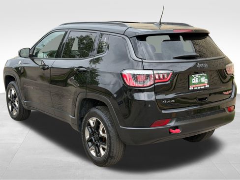 Used 2017 Jeep Compass Trailhawk w/ Leather Interior Group AWD/4WD image 9