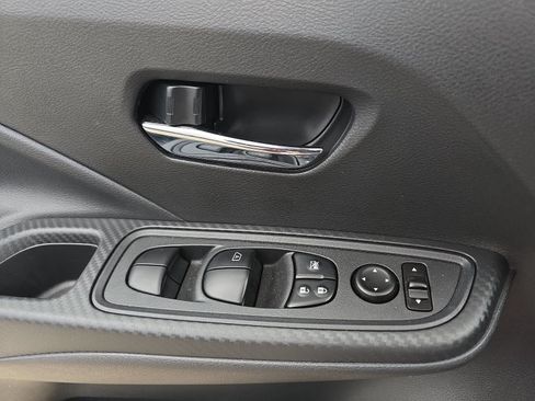 Used 2025 Nissan Versa SV w/ Trunk Package FWD image 24