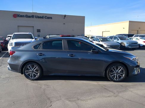 Used 2023 Kia Forte GT-Line image 2