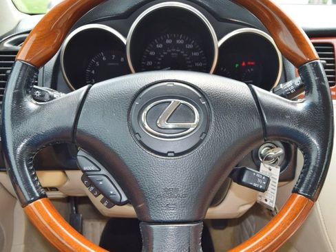 Used 2008 Lexus SC 430 Convertible RWD image 31