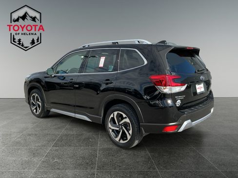 Used 2023 Subaru Forester Touring AWD/4WD image 3