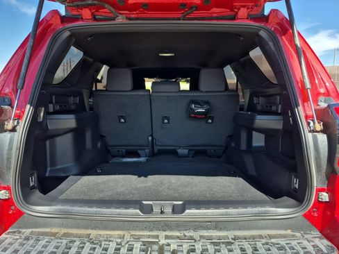 Certified 2026 Toyota 4Runner SR5 AWD/4WD image 21