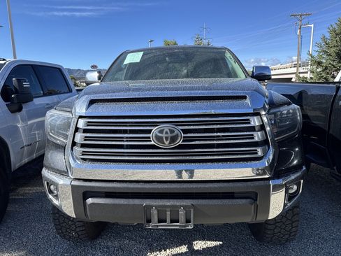 Used 2020 Toyota Tundra Limited w/ Limited Premium Package AWD/4WD image 4
