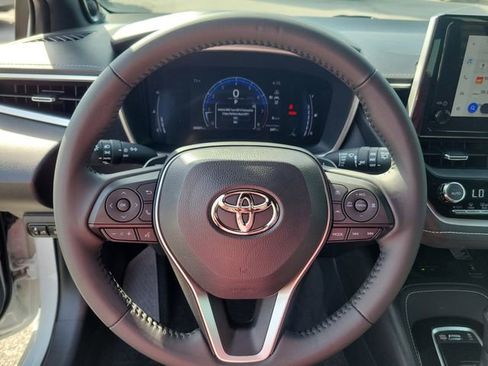 Used 2024 Toyota Corolla XSE FWD image 14