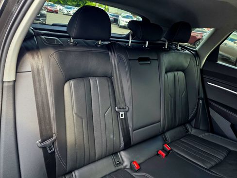 Used 2019 Audi e-tron Premium Plus AWD/4WD image 54