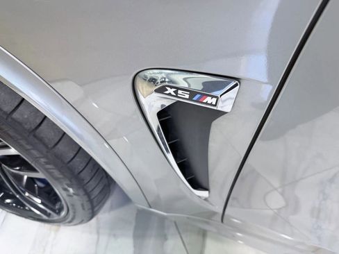 Used 2017 BMW X5 M image 9