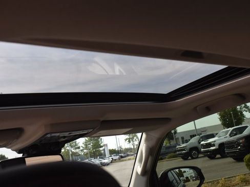 Used 2021 Toyota 4Runner Venture w/ Moonroof Package AWD/4WD image 17