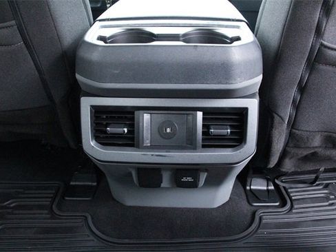 Used 2023 Ford F250 XLT w/ FX4 Off-Road Package image 33