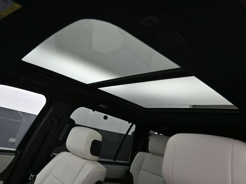 Certified 2024 Toyota Sequoia Capstone image 28