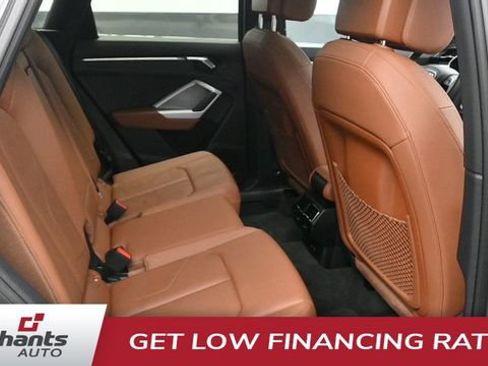 Used 2022 Audi Q3 2.0T Premium w/ Convenience Package AWD/4WD image 11