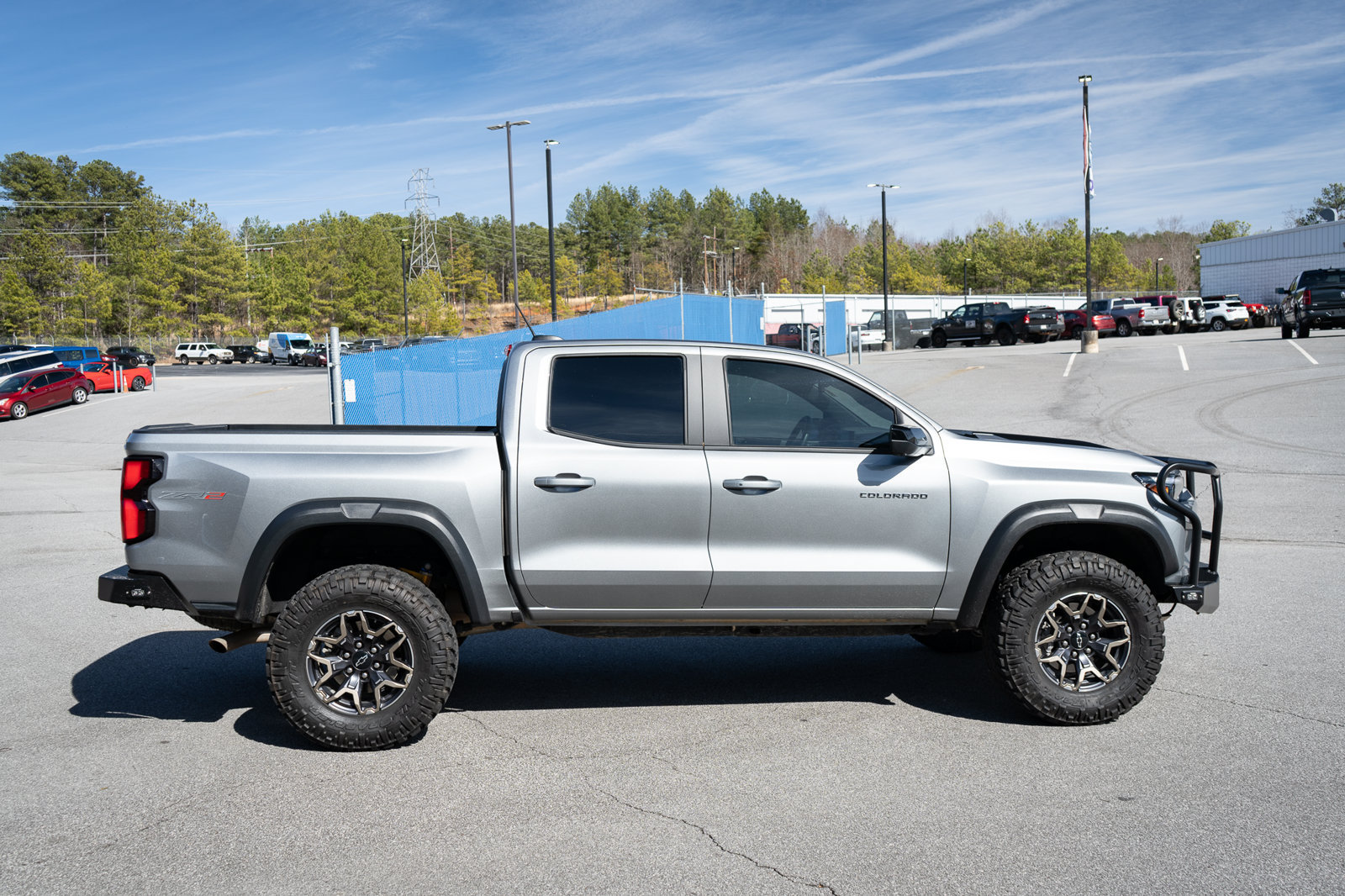 Used 2024 Chevrolet Colorado ZR2 w/ Technology Package AWD/4WD image 11