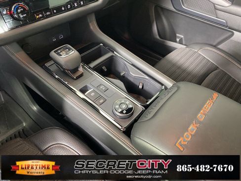 Used 2024 Nissan Pathfinder Rock Creek image 24