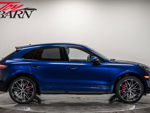 Used 2022 Porsche Macan S image 6
