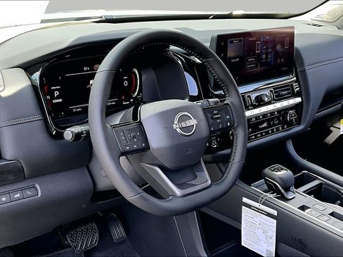 New 2026 Nissan Pathfinder Platinum w/ Cargo Package FWD image 8