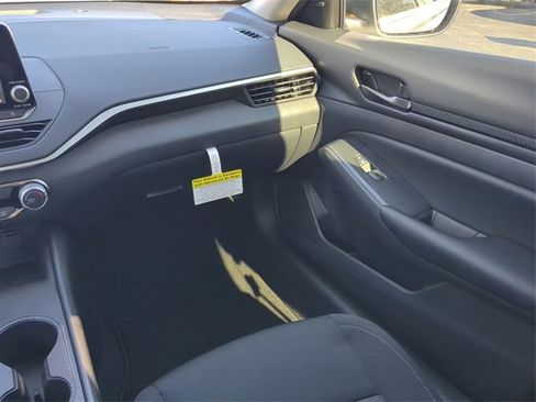 New 2025 Nissan Altima 2.5 S image 15