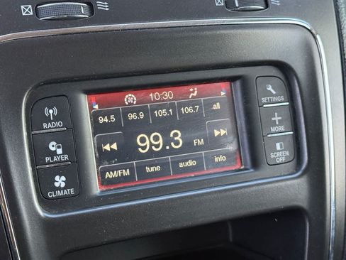 Used 2019 Dodge Journey SE FWD image 16