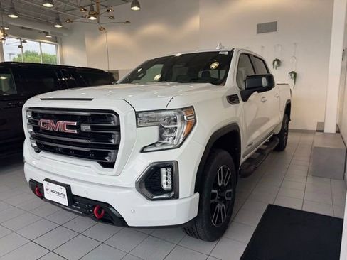 Used 2021 GMC Sierra 1500 AT4 w/ AT4 Value Package AWD/4WD image 28