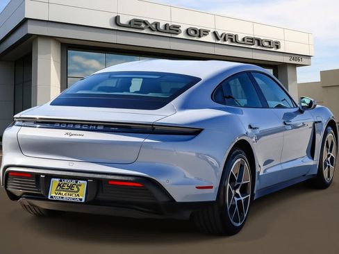 Used 2025 Porsche Taycan RWD image 4