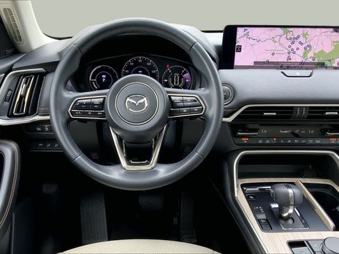 Certified 2025 MAZDA CX-70 Plug-In Hybrid w/ Premium Pkg AWD/4WD image 6