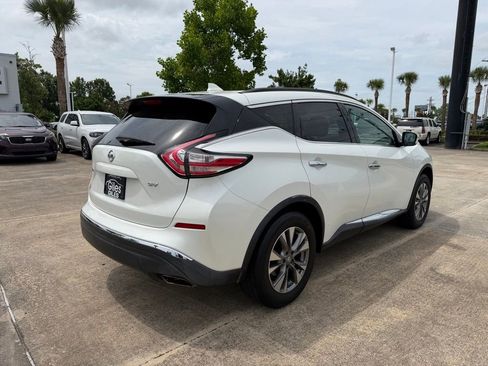 Used 2017 Nissan Murano SV FWD image 5