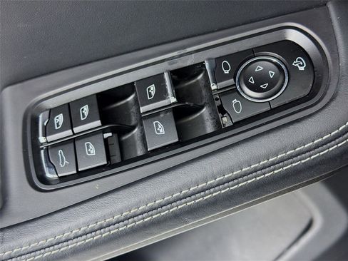 Certified 2023 Porsche Macan GTS image 23