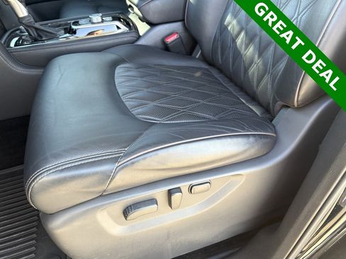 Used 2024 Nissan Armada Platinum w/ Captain's Chairs Package image 30