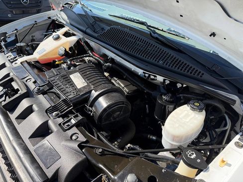 Used 2020 Chevrolet Express 3500 3500 3dr Extended Cargo Van w/ Driver Convenience Package image 23