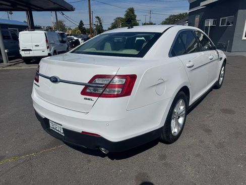 Used 2013 Ford Taurus SEL FWD image 8