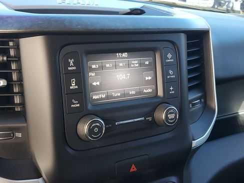 Used 2019 RAM 1500 Big Horn image 25
