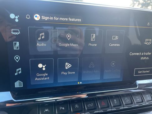 Used 2025 Chevrolet Silverado 1500 ZR2 w/ Technology Package image 31