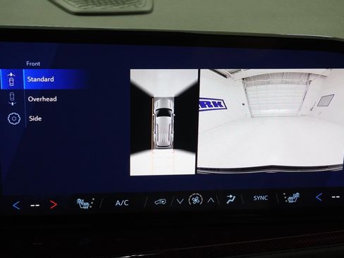 New 2026 Chevrolet Traverse Z71 w/ Enhanced Driving Package image 33