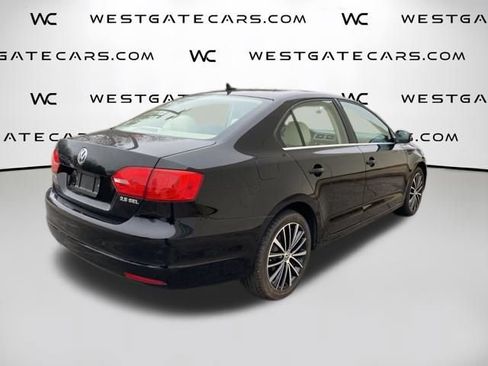 Used 2012 Volkswagen Jetta SEL FWD image 22