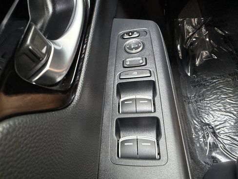 Used 2025 Honda CR-V Sport Touring image 30