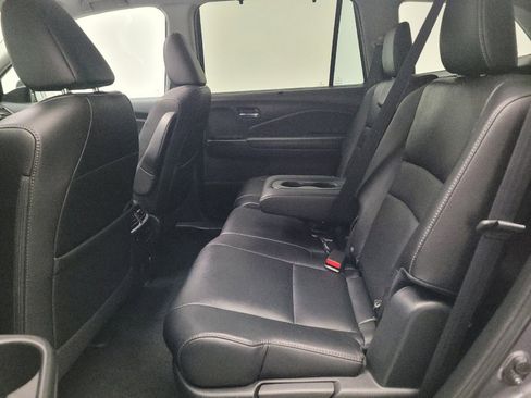 Used 2022 Honda Pilot Touring image 18