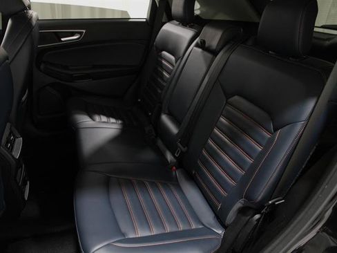 Certified 2024 Ford Edge SEL w/ Sport Appearance Package image 19