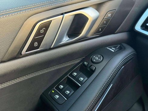 Used 2022 BMW X5 xDrive45e w/ Climate Comfort Package image 46