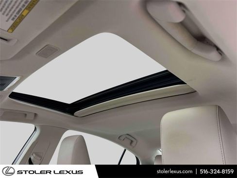 Used 2023 Lexus ES 250 w/ Premium Package image 25