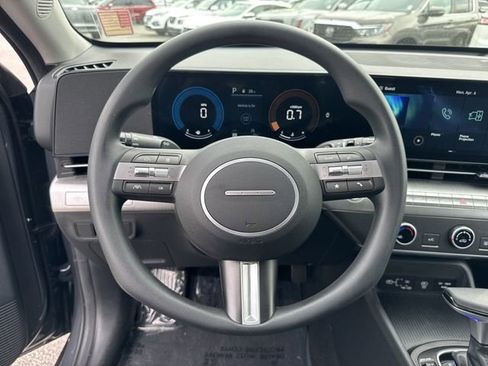 Certified 2024 Hyundai Kona SE AWD/4WD image 23