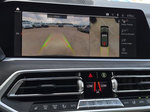 Certified 2023 BMW X5 xDrive40i w/ Premium Package image 17